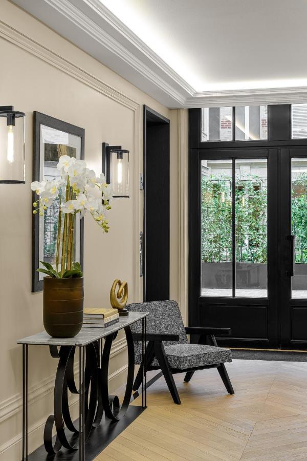 Black Door París Exterior foto